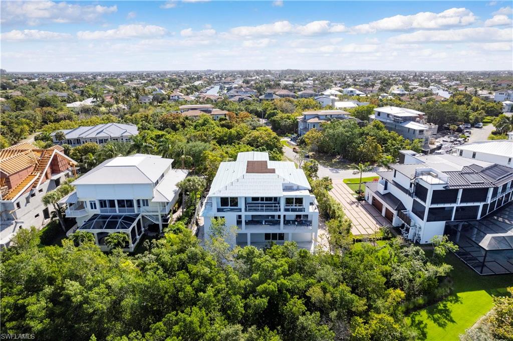 HIDEAWAY BEACH - Residential