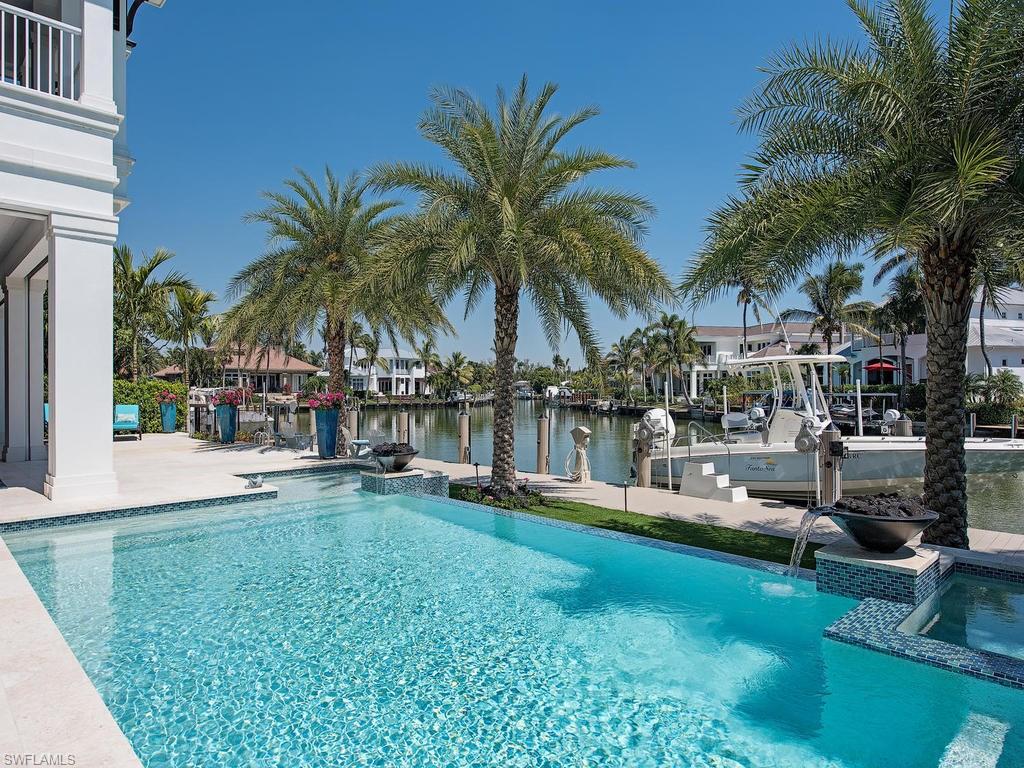 ROYAL HARBOR - Residential