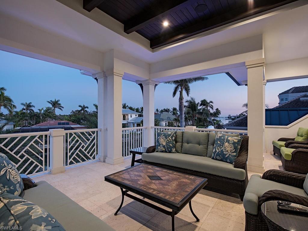 ROYAL HARBOR - Residential