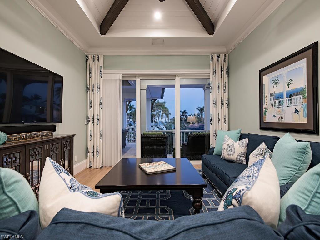 ROYAL HARBOR - Residential