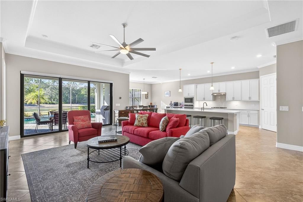 LAMORADA - Residential