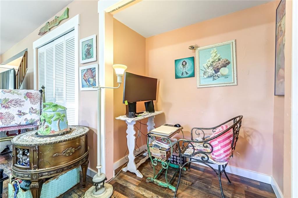 SIESTA PINES CONDO - Residential