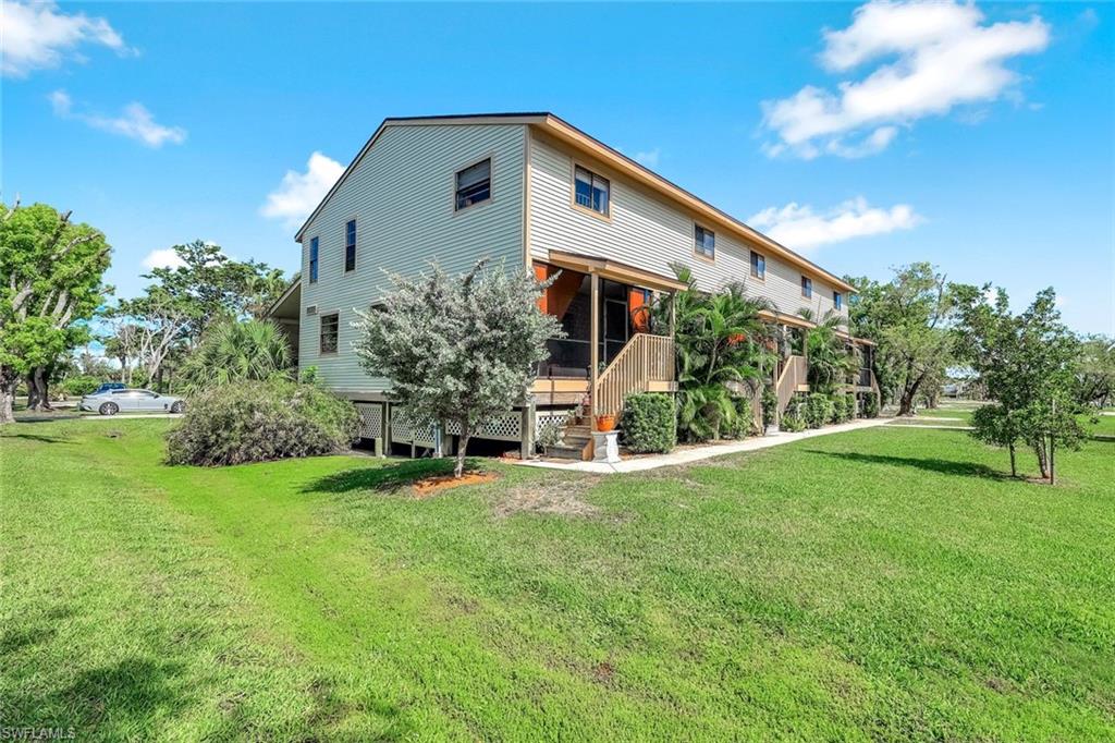 SIESTA PINES CONDO - Residential