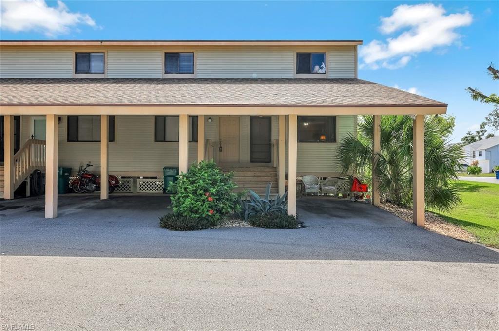 SIESTA PINES CONDO - Residential