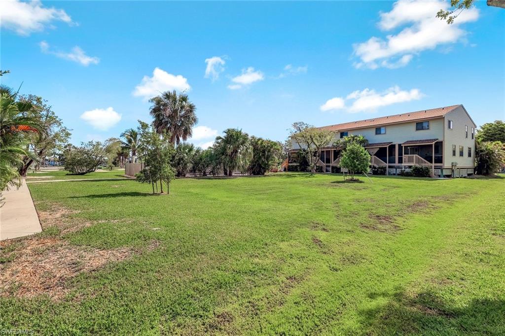 SIESTA PINES CONDO - Residential