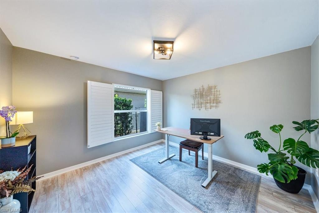 SHADOW GLEN - Residential