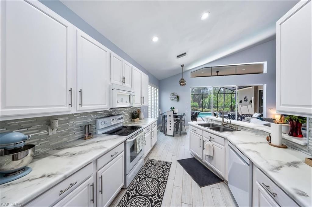 SHADOW GLEN - Residential