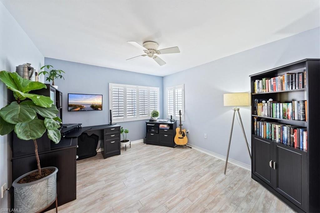 SHADOW GLEN - Residential