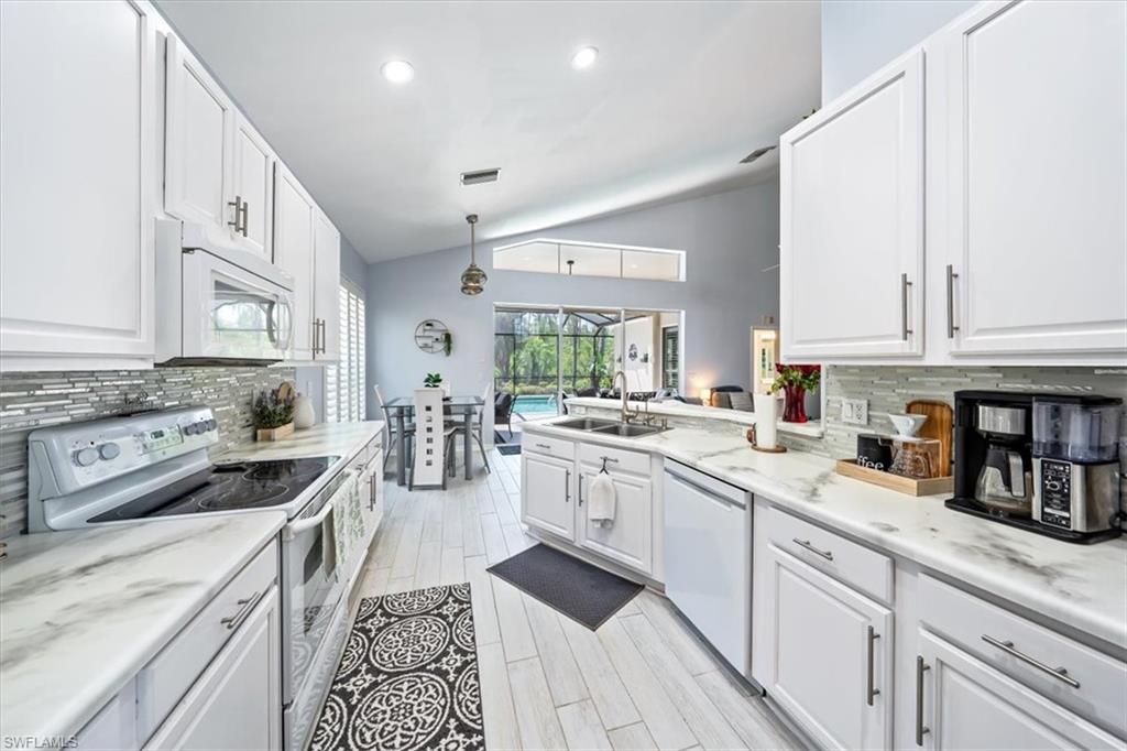 SHADOW GLEN - Residential