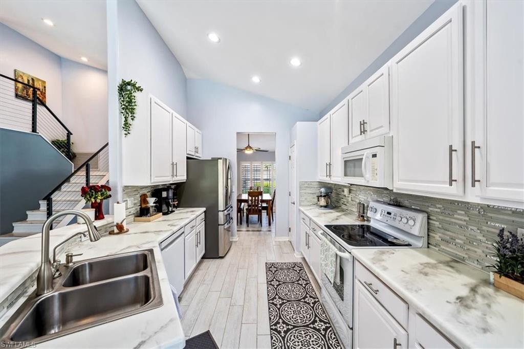 SHADOW GLEN - Residential