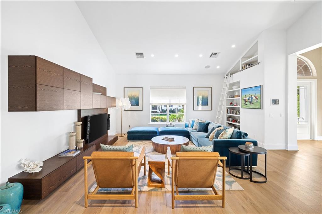 OLDE NAPLES - Residential