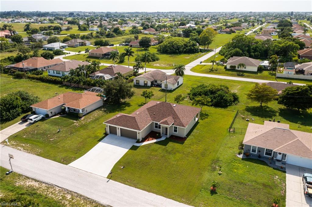 CAPE CORAL - Residential