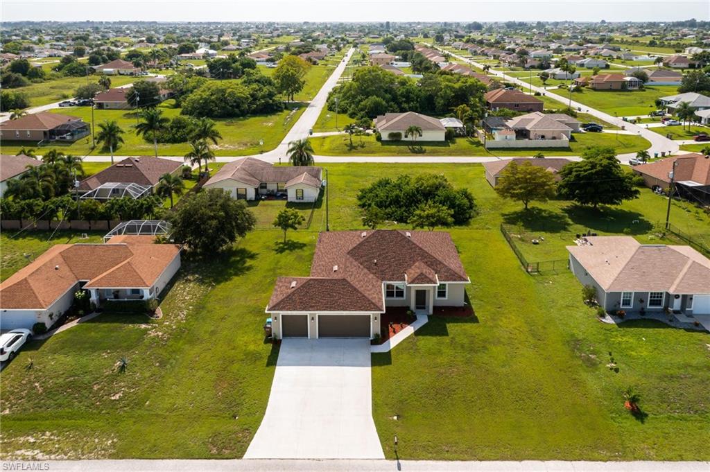 CAPE CORAL - Residential
