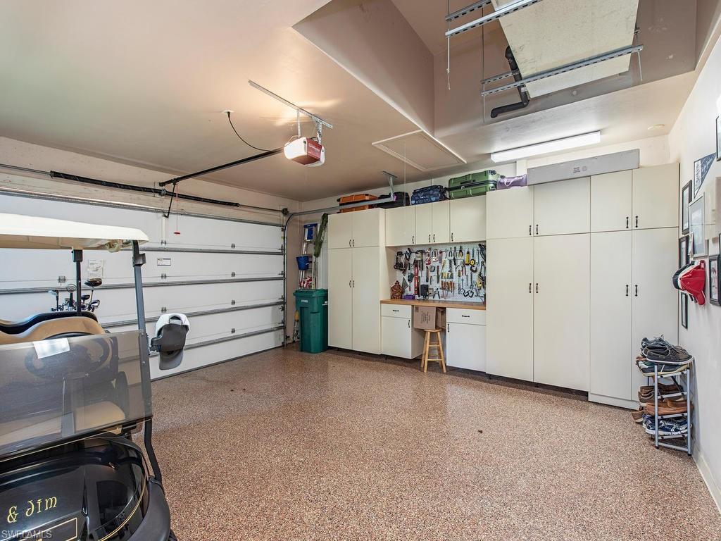 EAGLE CREEK - Residential