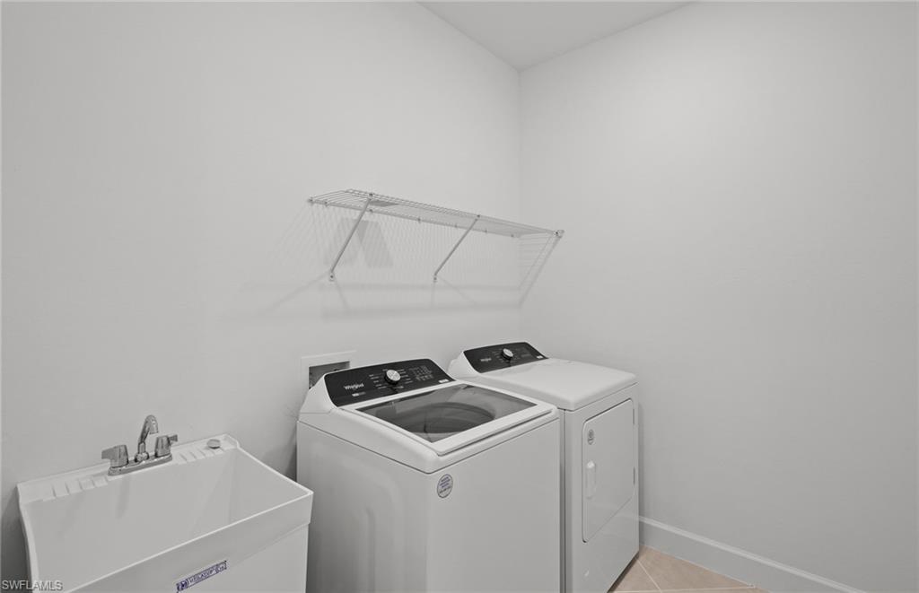 AVALON PARK - Residential