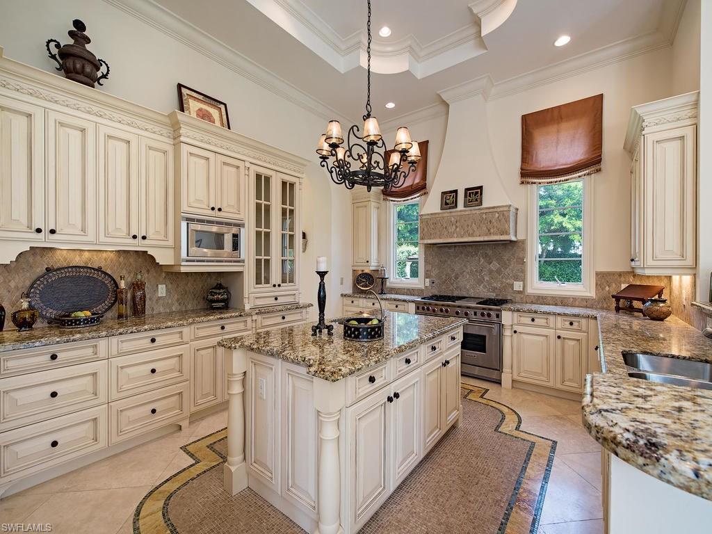 ESTATES AT BAY COLONY GOLF CLUB - Residential