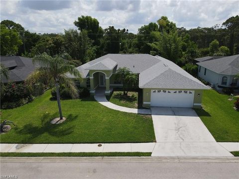 23447 Olde Meadowbrook CIR ESTERO FL 34134