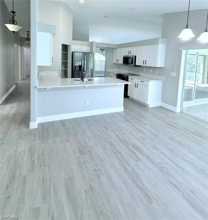 MEADOWBROOK - Residential