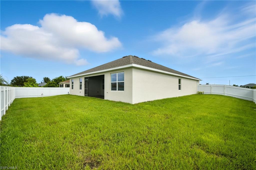 CAPE CORAL - Residential
