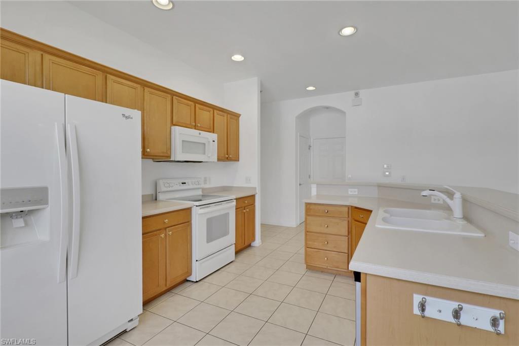 LAKE BARRINGTON - Residential