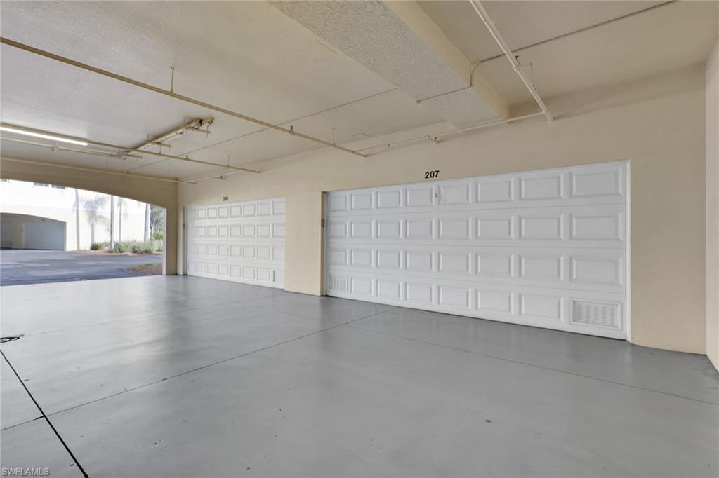 LAKE BARRINGTON - Residential