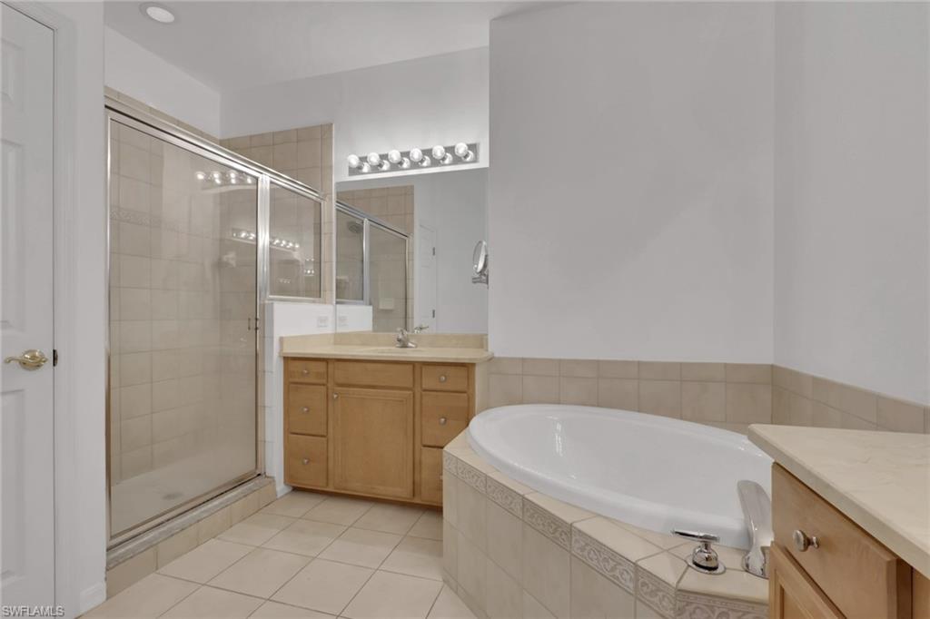 LAKE BARRINGTON - Residential