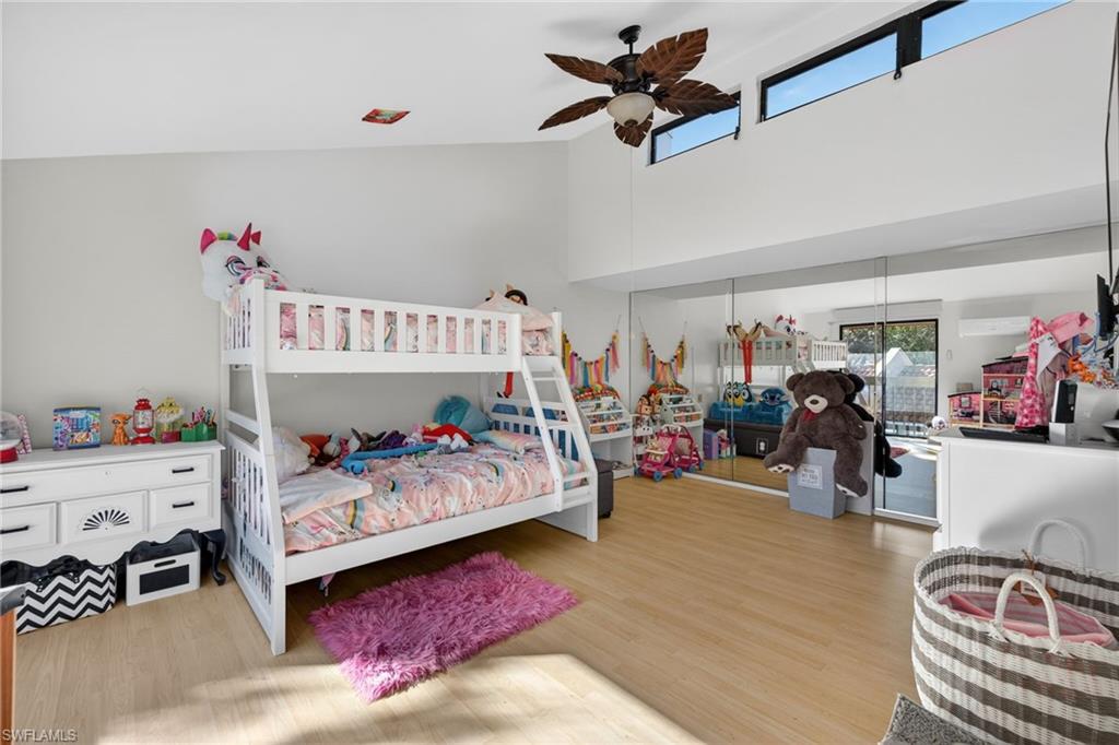 LONGBOAT VILLAGE - Residential