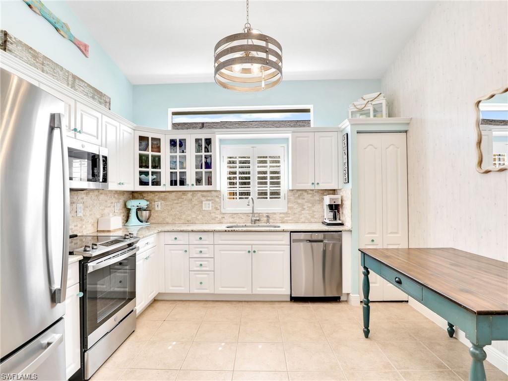 IBIS COVE - Residential