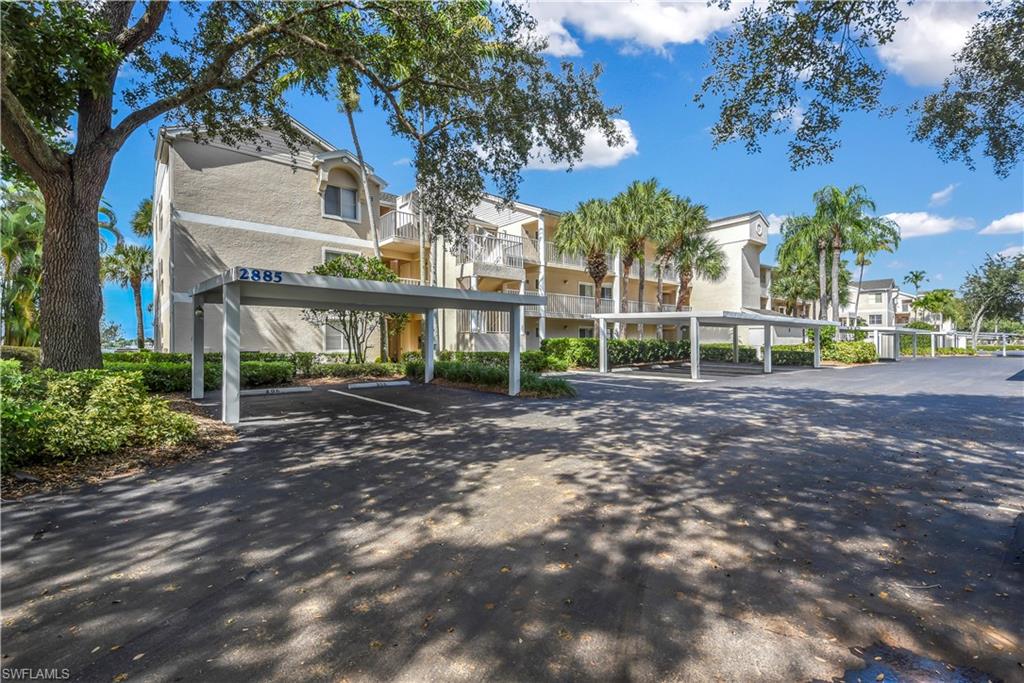 LAKESIDE GARDENS - Residential