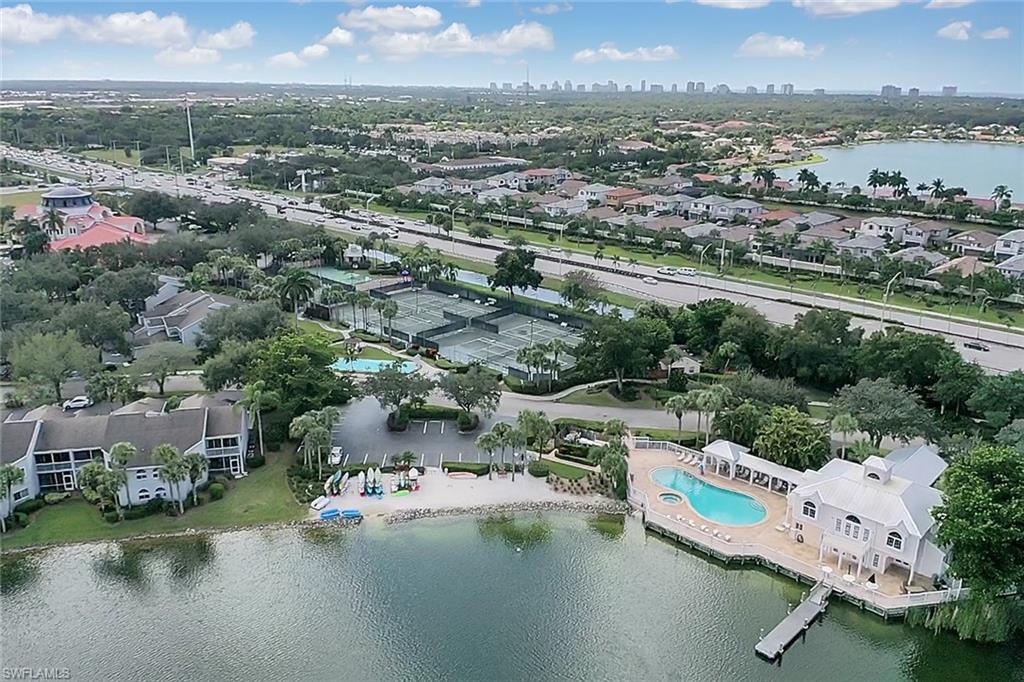 LAKESIDE GARDENS - Residential