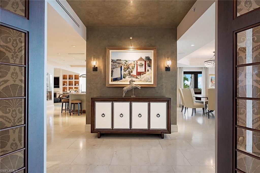 WINDSOR AT BAY COLONY - Residential