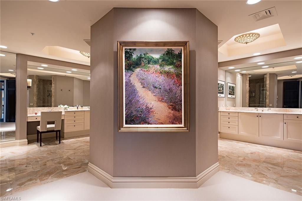 WINDSOR AT BAY COLONY - Residential