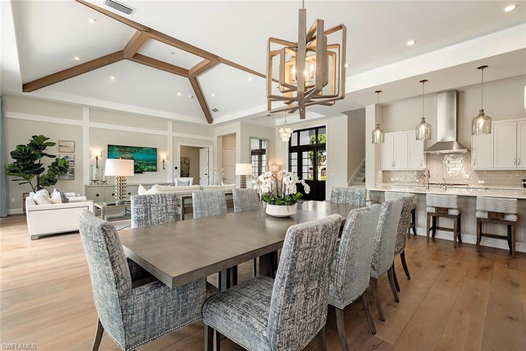 THE ENCLAVE OF DISTINCTION - Residential