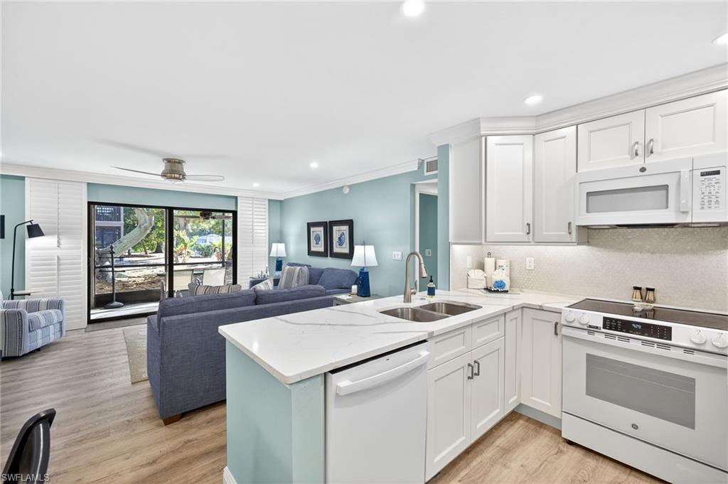 SANIBEL MOORINGS CONDO - Residential