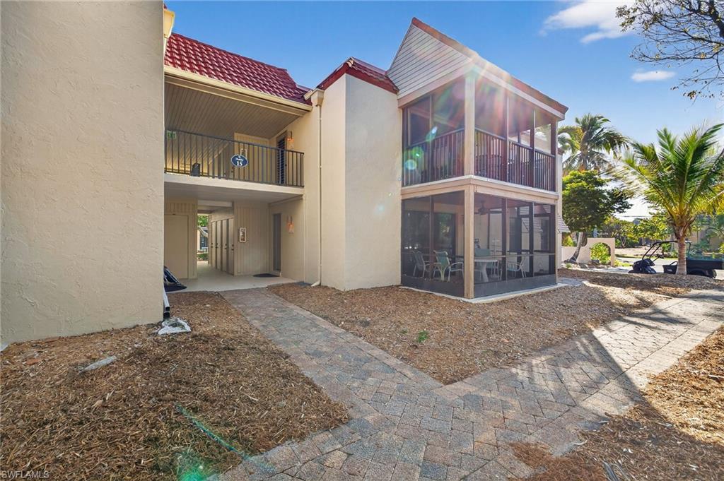 SANIBEL MOORINGS CONDO - Residential