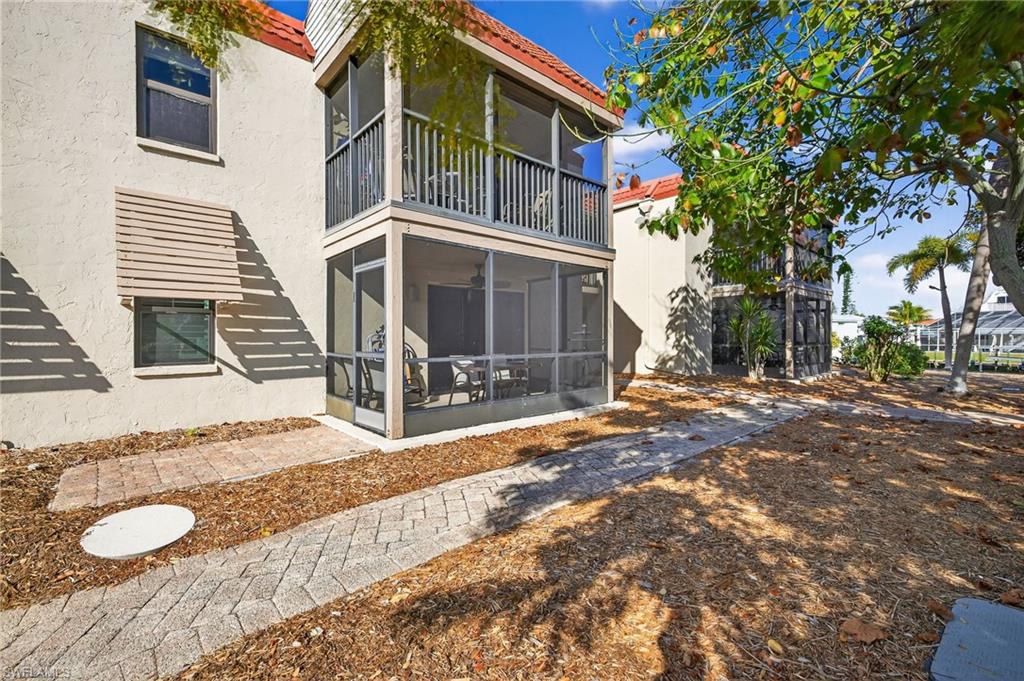 SANIBEL MOORINGS CONDO - Residential