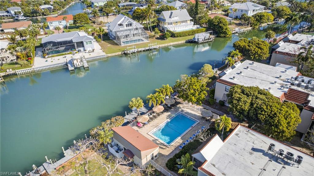 SANIBEL MOORINGS CONDO - Residential