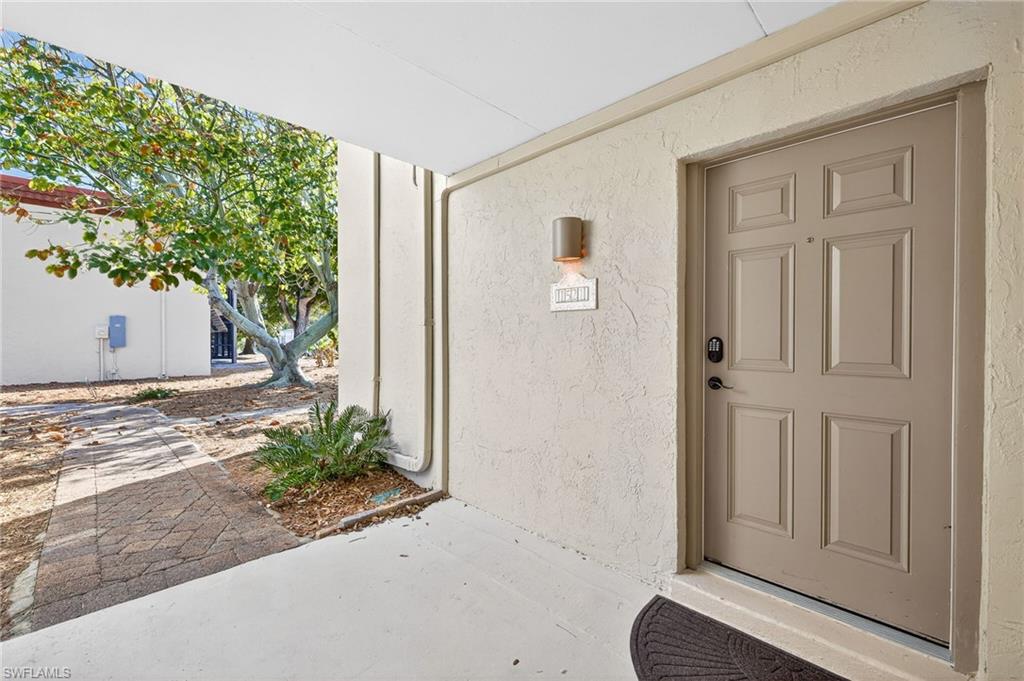 SANIBEL MOORINGS CONDO - Residential