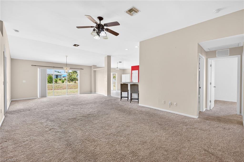 VARSITY LAKES - Residential