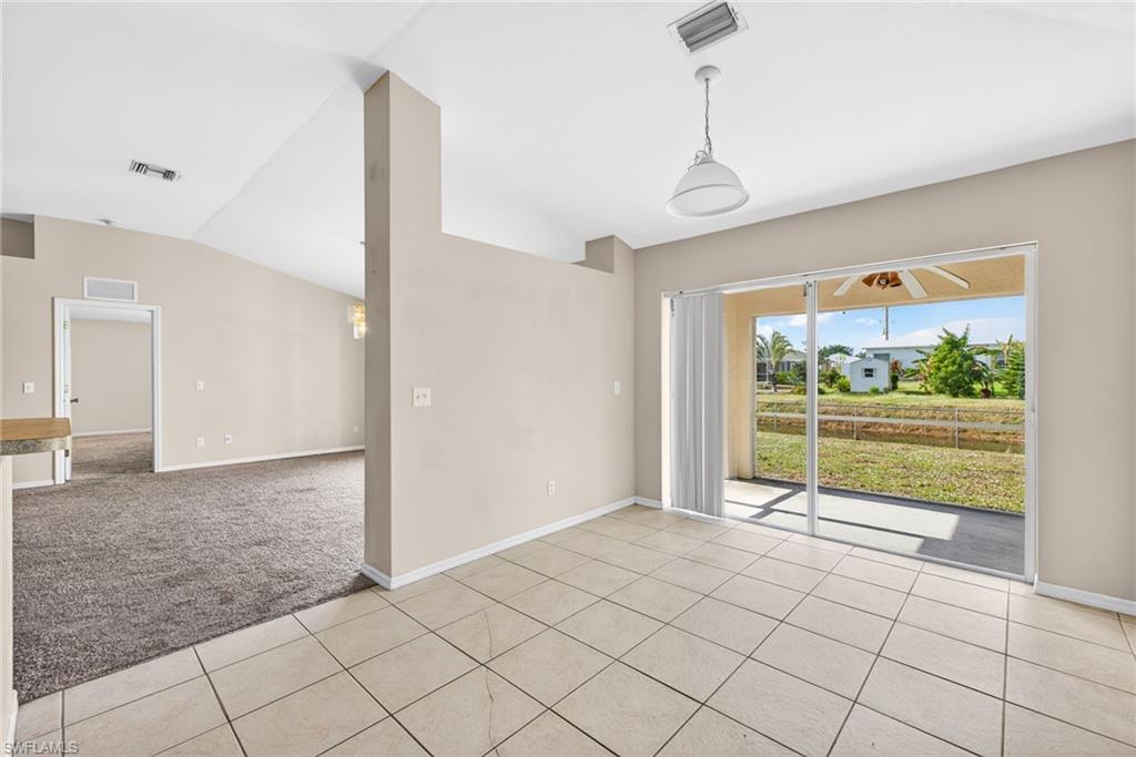 VARSITY LAKES - Residential