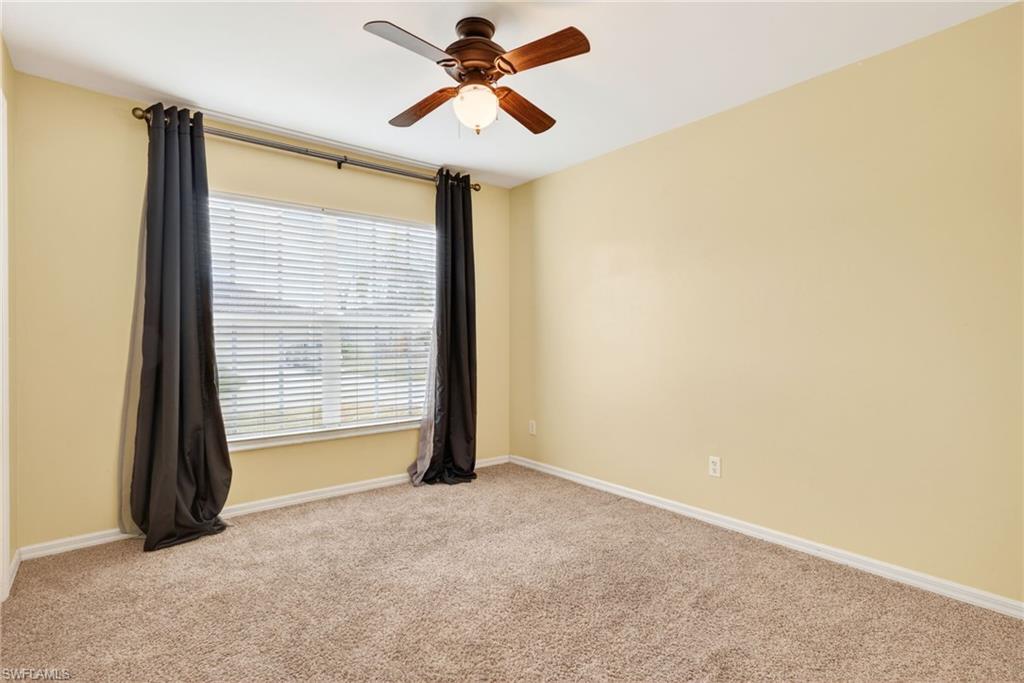 VARSITY LAKES - Residential