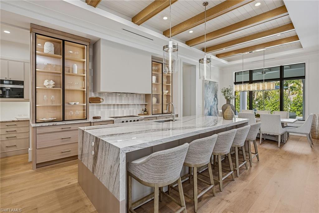 PARK SHORE - Residential