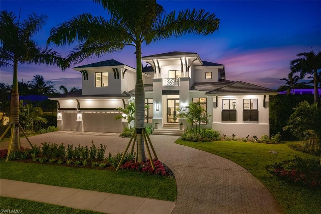 Photo of 529 Neapolitan WAY, NAPLES, FL 34103 (MLS # 226012543)