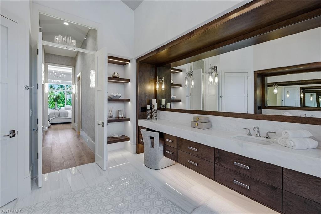 PARK SHORE - Residential