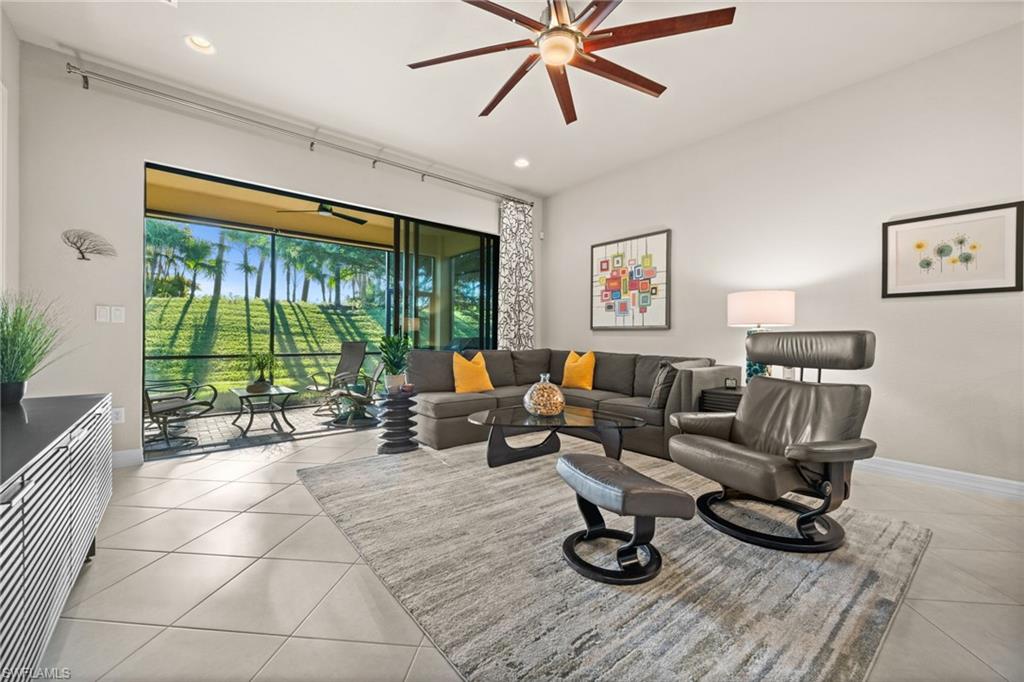 MARINA BAY - Residential