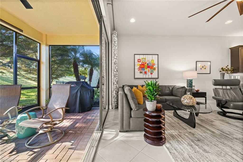 MARINA BAY - Residential