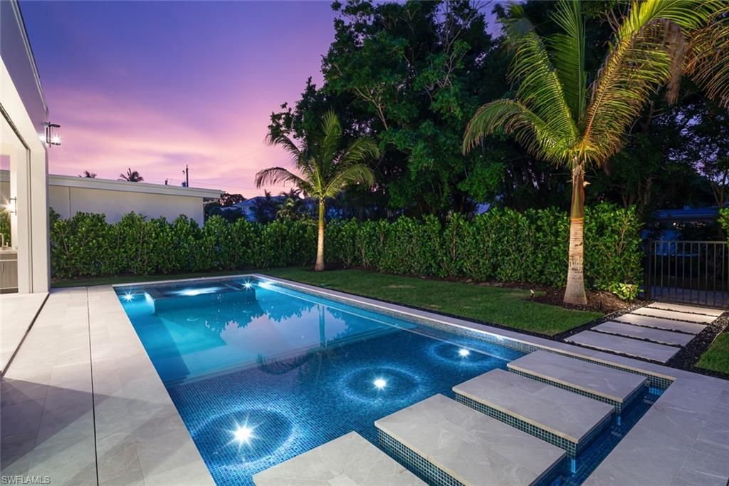 Photo of 777 Broad CT S, NAPLES, FL 34102 (MLS # 225053359)