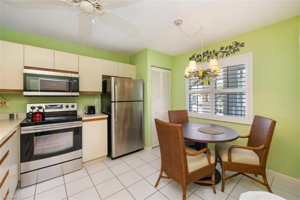 5965 Bloomfield CIR B306