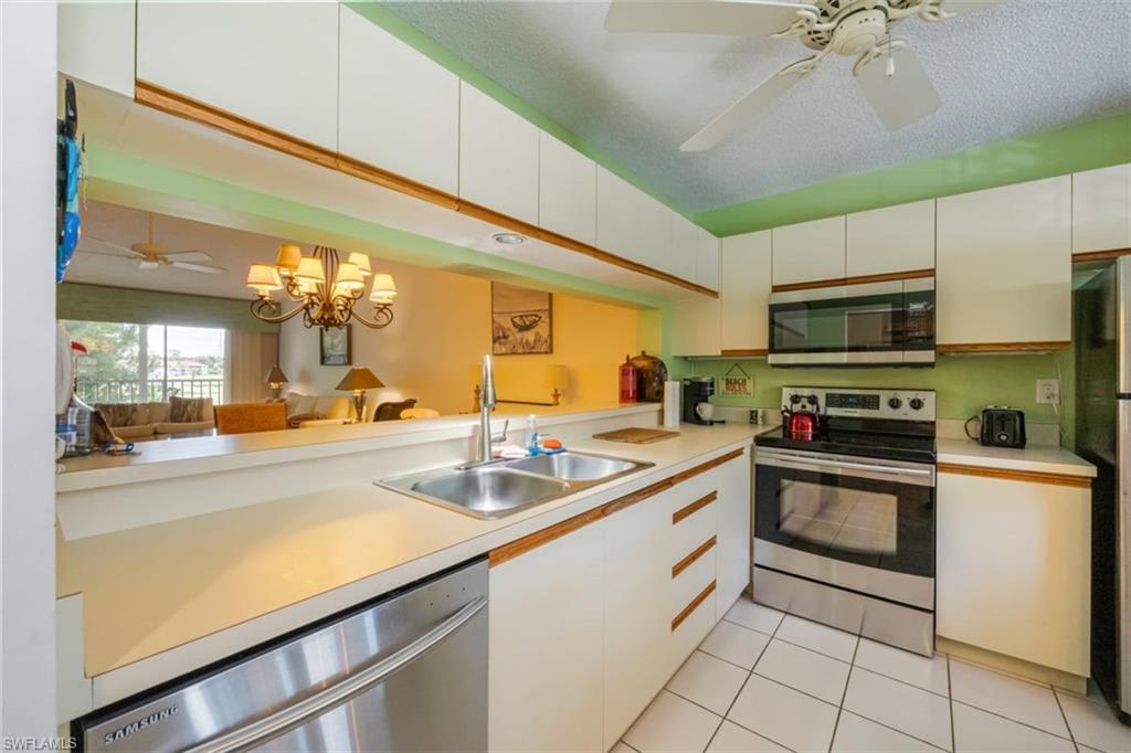 5965 Bloomfield CIR B306