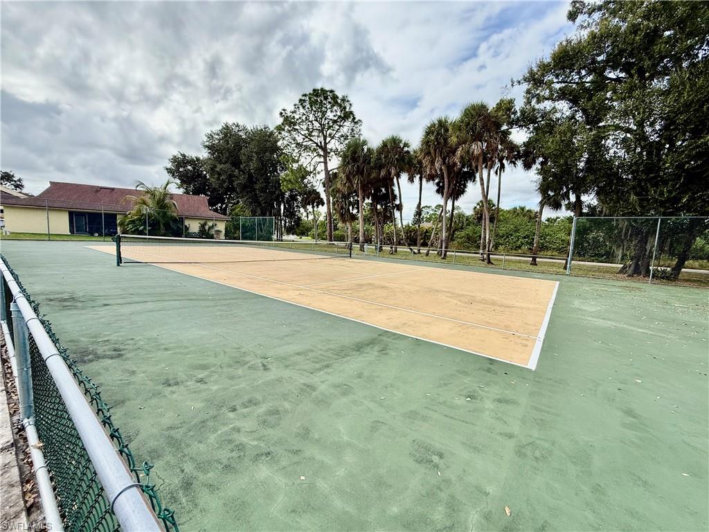 GOLFSIDE VILLAGE - Residential